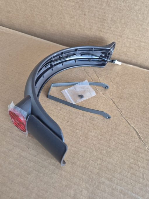 Back plastic cover for Xiaomi / MI electric scooter with lamp and support - M365, MI3, 1S, PRO, Essential, Light with installation - Image 3